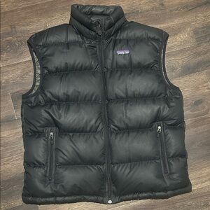 Y2K Patagonia Goose Down Black Puffer Vest